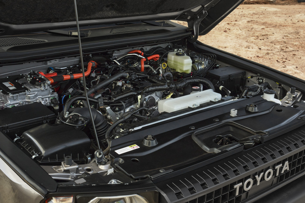 Land Cruiser séria 250